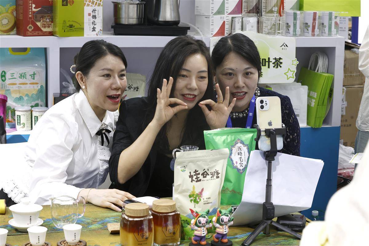 新银河下载